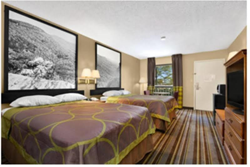 Super 8 By Wyndham Oxford Hotel Ngoại thất bức ảnh